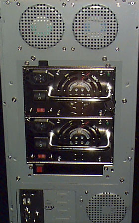 [Alimentations redondantes extractibles]